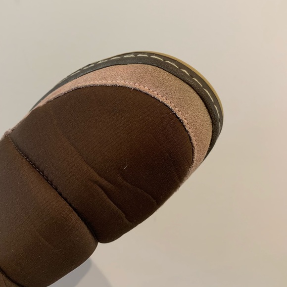 2/$20 Skechers Quilted Winter Boots Cozy Comfort - Picture 6 of 9